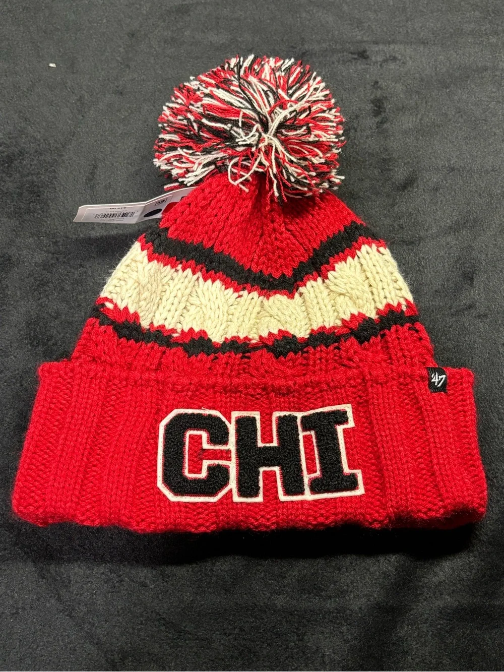 Chicago Bulls Red Pom Knit Beanie with Cream Accent